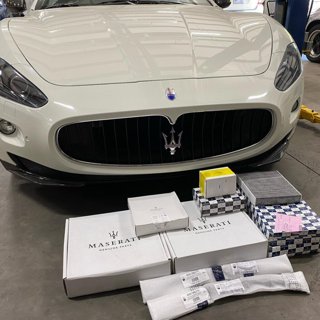 Maserati GranCabrio GranTurismo Ghibli M145 M156 M157 Service and repair with genuine Maserati Parts (original)